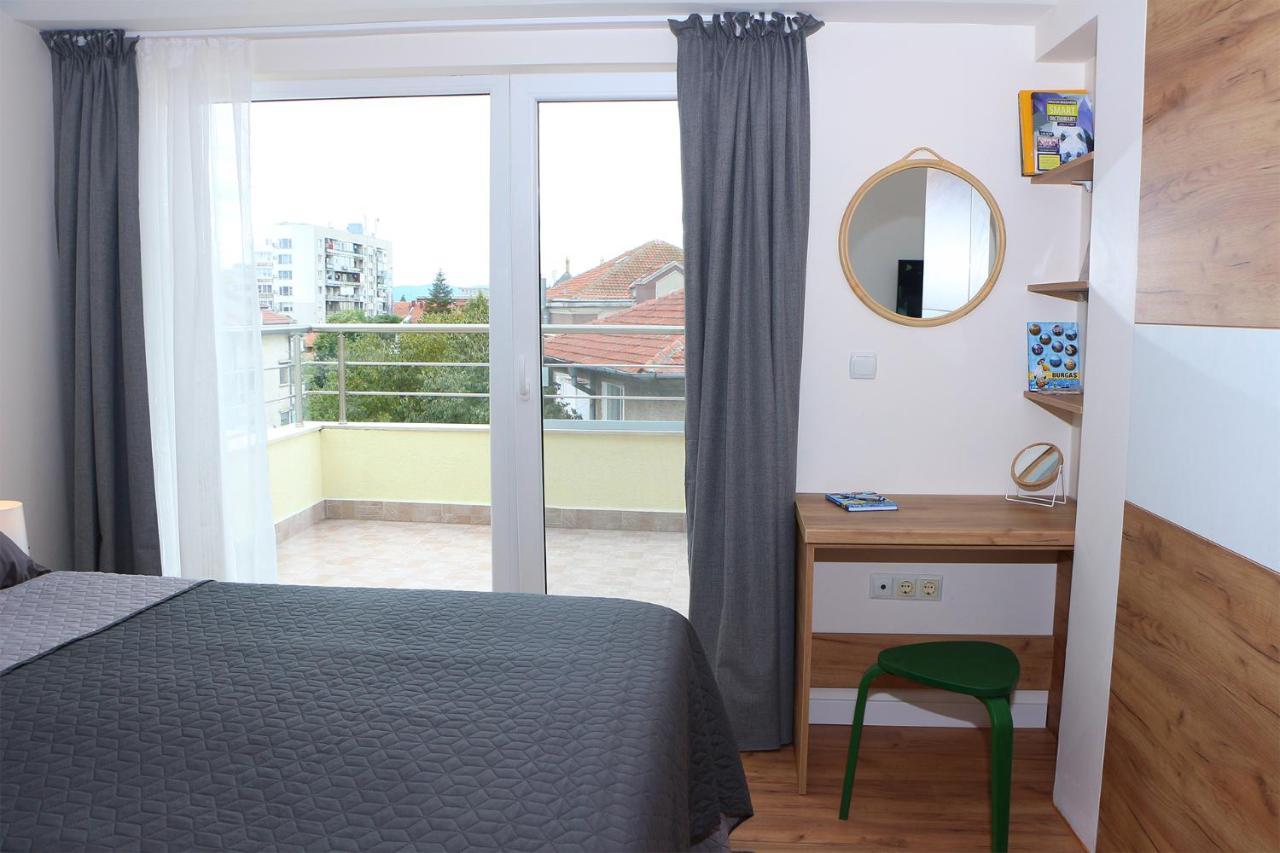 Shik & Chic In The Heart Of Burgas # 5Min From Beach # New Apartment Exterior photo